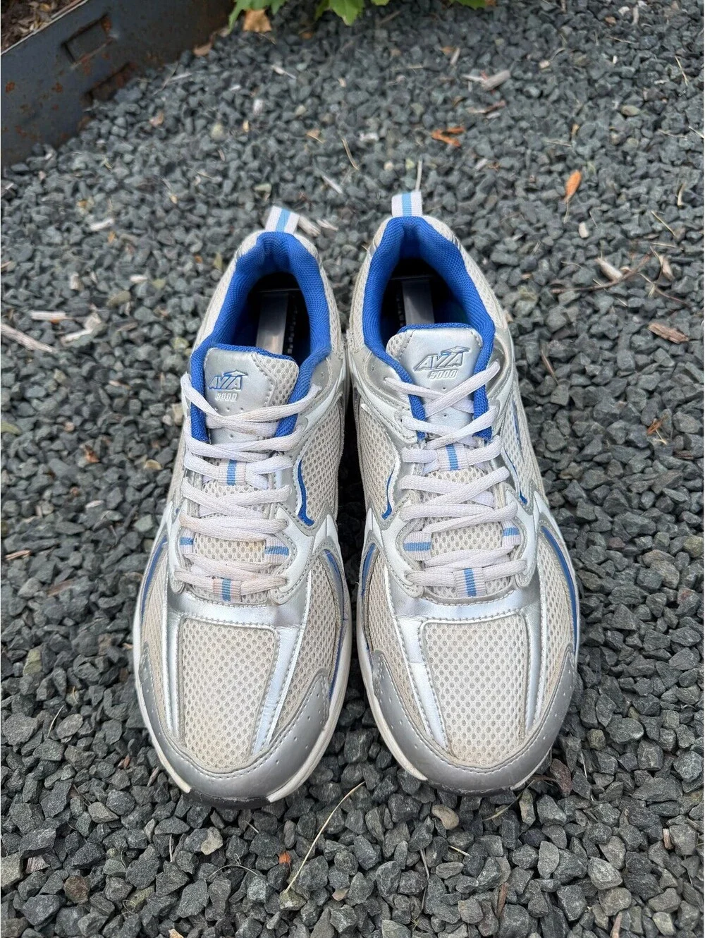 Avia 5000 performance Size 9.5W 8M
